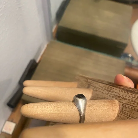 Black Star Sapphire in Sterling Silver - Picture 6 of 8